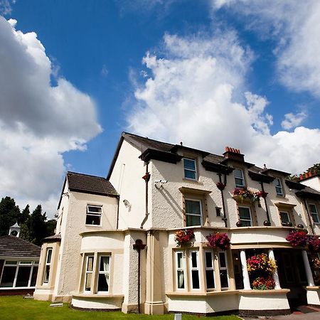 Briars Hall Hotel Burscough Eksteriør billede